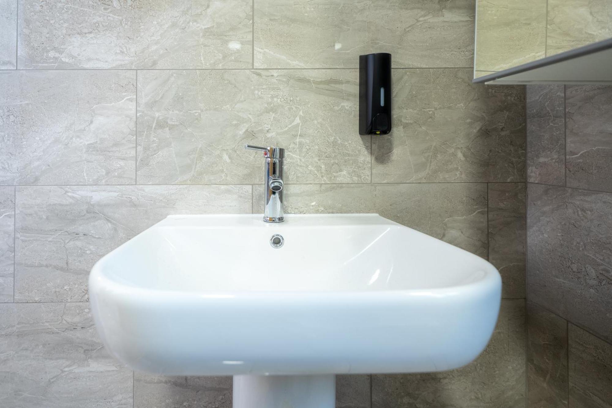 Kunda House Coventry Road Hotel Birmingham Bagian luar foto