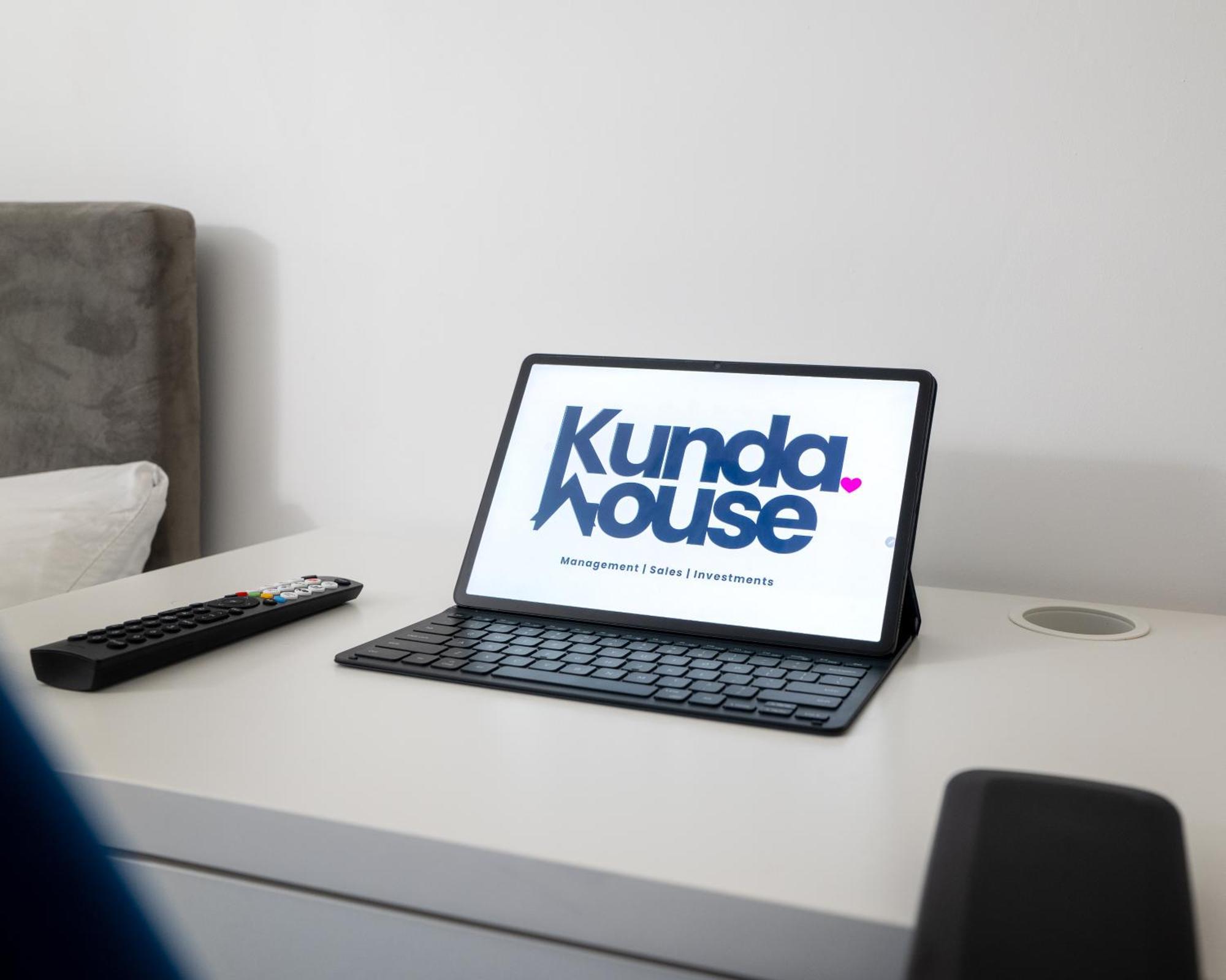 Kunda House Coventry Road Hotel Birmingham Bagian luar foto