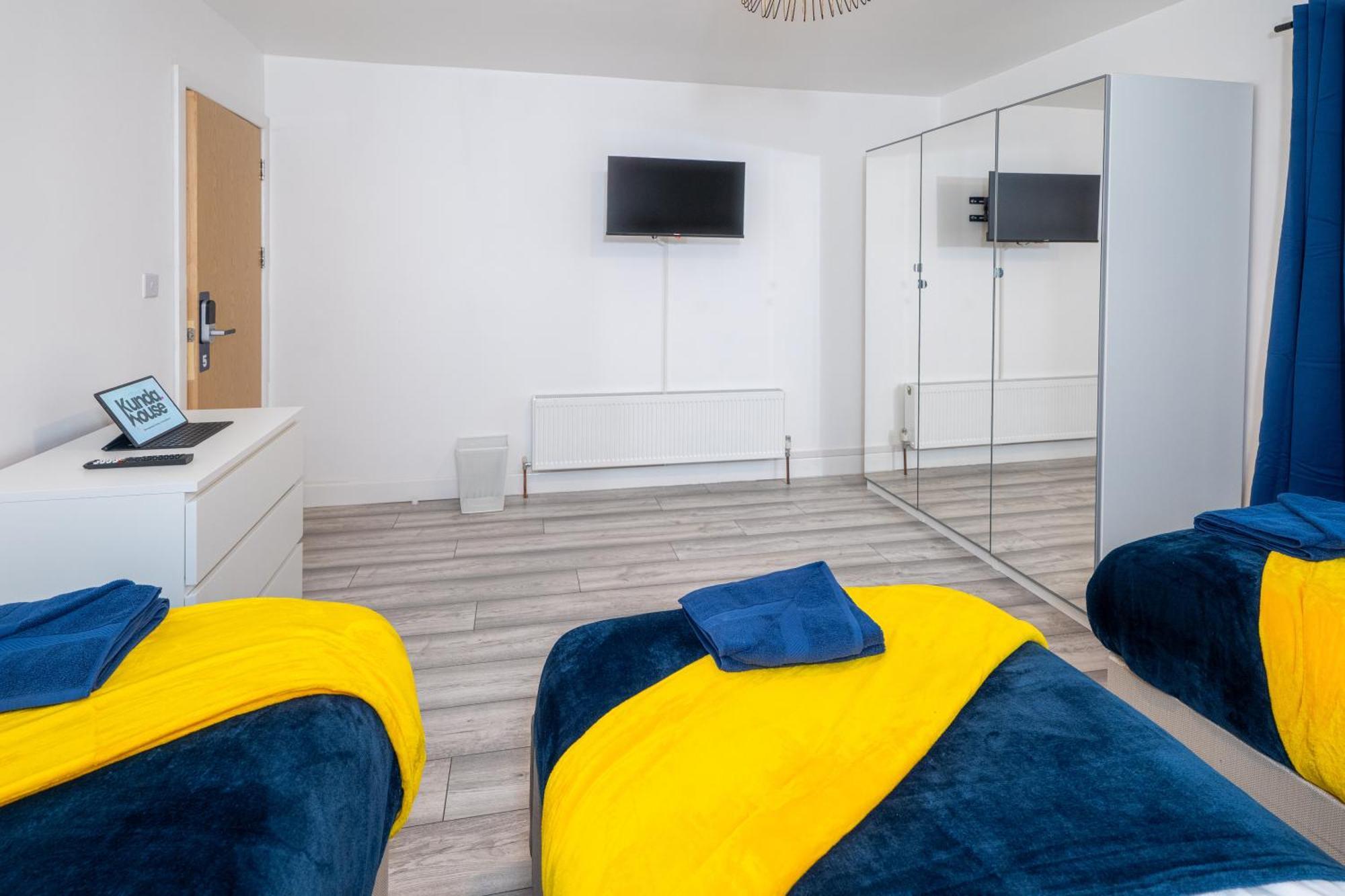 Kunda House Coventry Road Hotel Birmingham Bagian luar foto